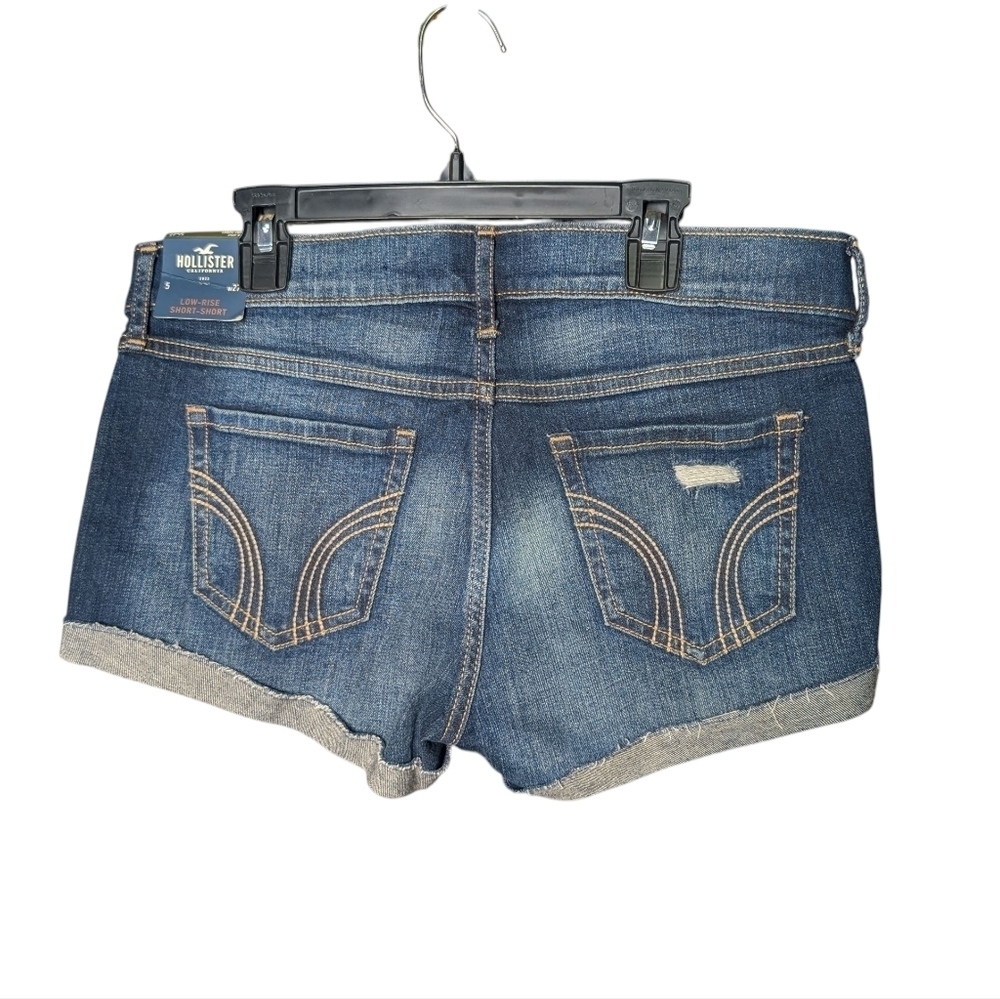 New Hollister Women's Blue Jean Denim Shorts Distressed Style Low Rise Fitted - Picture 2 of 9